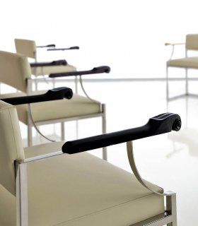 Sillón frailero moderno Masel, detalle