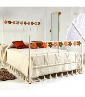 Cama rústica en forja Primavera