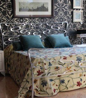 Cama de diseño italiano Venice