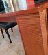 Mesa moderna cuadrada de comedor Esperia, detalle
