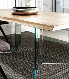 Mesa de comedor moderna patas de cristal Goyaa