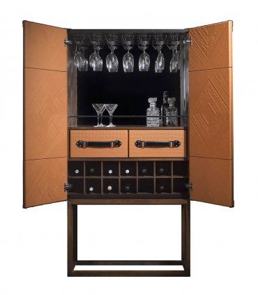 Bargueño bar Traveler
