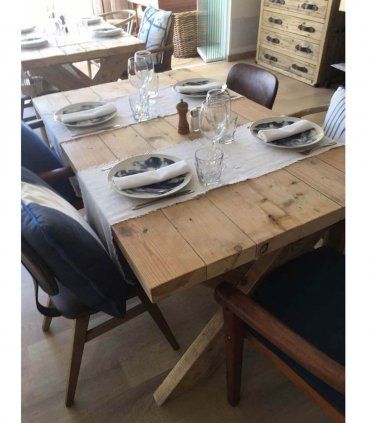 Mesa de comedor rústica Deval