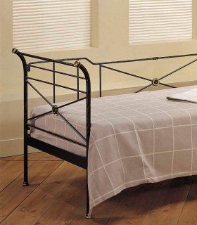 Cama de Día en Forja Cale, detalle