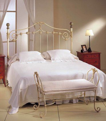 Jamuga de Forja Cruces, cama