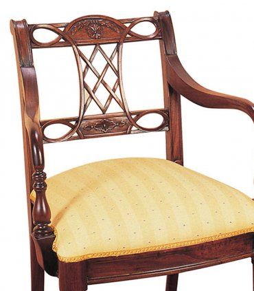 Sillón clásico de caoba Satin, detalle