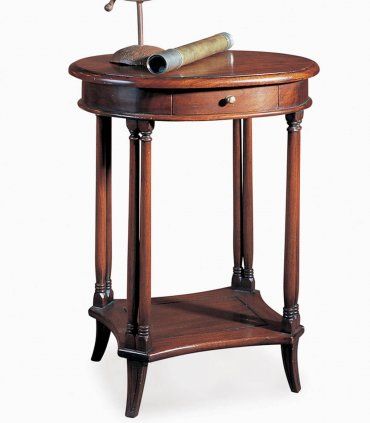 Mesa auxiliar clásica oval Roye, detalle