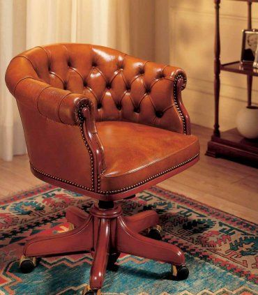 Sillón de piel giratorio Albena