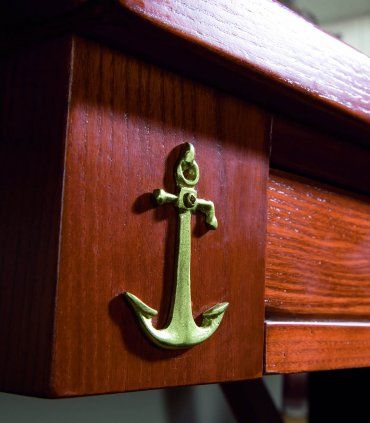 Mesa escritorio Camarote con alas, detalle