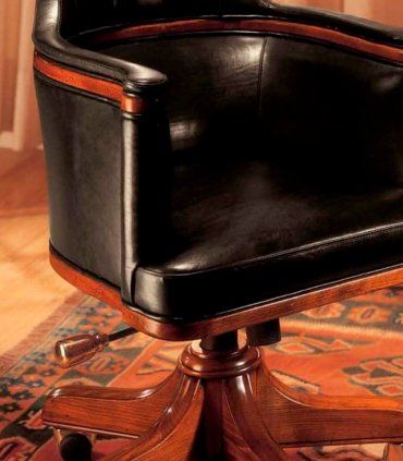 Sillón de piel giratorio Averán, detalle