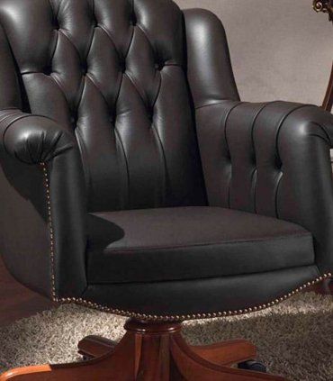 Sillón de piel giratorio Davise, detalle
