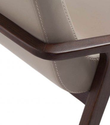 Silla contemporánea Tarnes