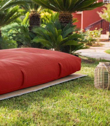 Puff cama para jardín Palmas