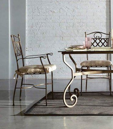 Mesa de comedor de forja Idara, detalle