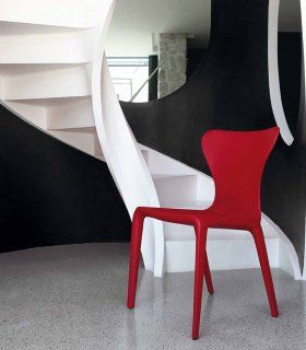 Silla moderna de piel Agosti
