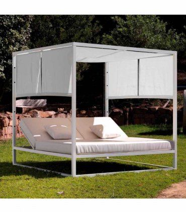 Cama balinesa de jardín