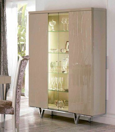 Vitrina moderna con luz Baley