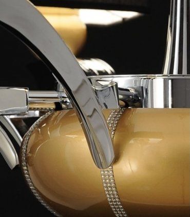Lámpara clásica 8 luces Eureka dorada, detalle