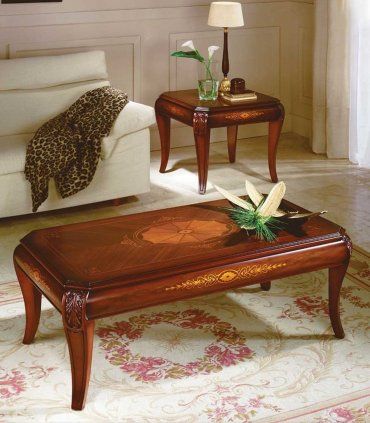 Mesa de rincón clásica con marquetería Darnese, salón