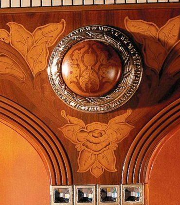 Mesa de comedor clásica Abart, detalle
