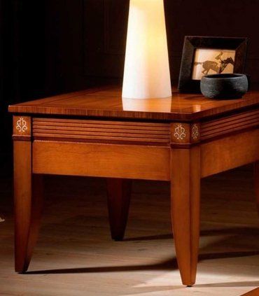 Mesa de rincón clásica Bema, detalle