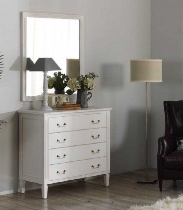Dormitorio clásico Bacum, cómoda