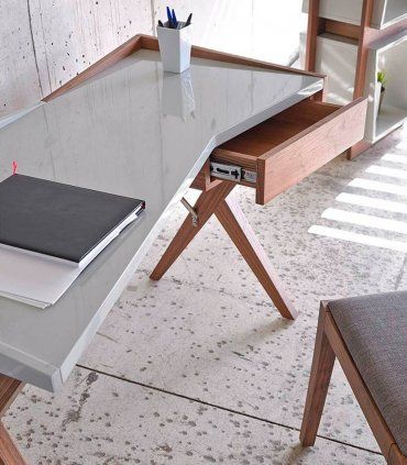 Mesa de estudio moderna Roaden