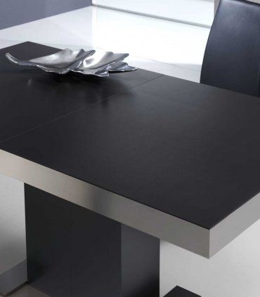 Mesa de comedor extensible con acero Kekas, detalle