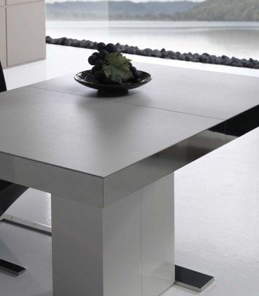 Mesa de comedor extensible con acero Kekas, detalle