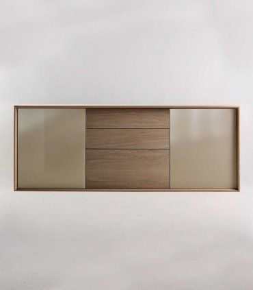 Aparador Nórdico con Puertas de Cristal Scandinavia