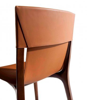 Silla de diseño en piel Aitor