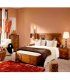Dormitorio colonial Flamingo