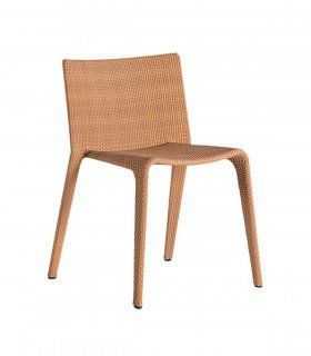 Silla apilable de ratán U