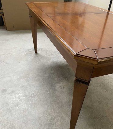 Mesa de comedor clásica Bolem