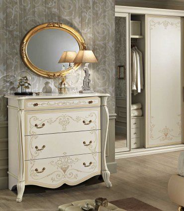 Cómoda clásica Viola, decorada