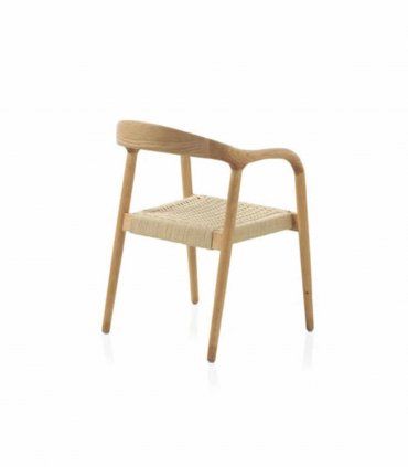 Sillón de madera con asiento trenzado Cuatico