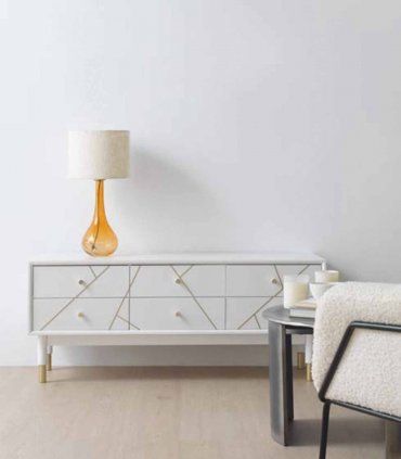 Aparador de madera lacada en blanco Lila, Modelo A ambiente