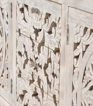 Aparador Artesanal de Madera Tallada Lucky de Ambar Muebles
