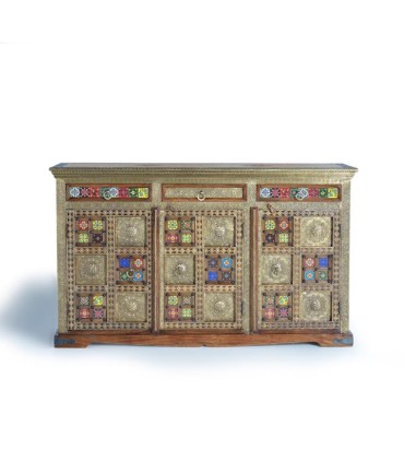 Aparador artesanal de madera de acacia con relieves étnicos y mosaicos decorativos Nadia II