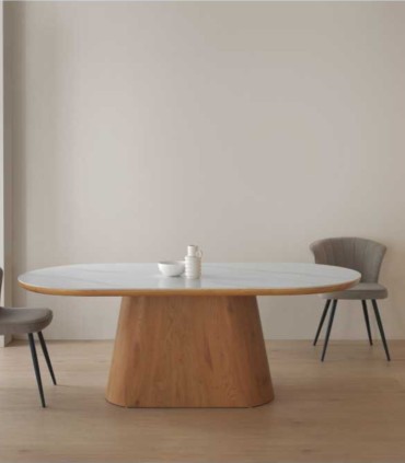 Mesa de Comedor Ovalada con Tablero Porcelánico Nova