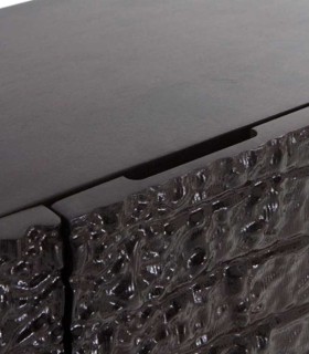 Aparador negro en madera de mango con puertas efecto cocodrilo Croc, tirador