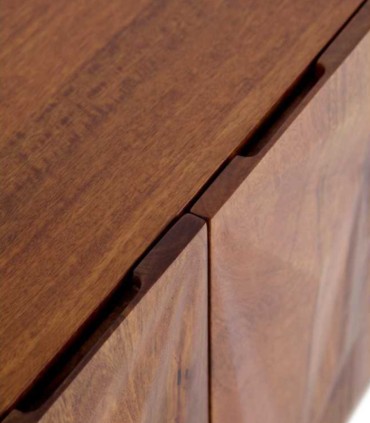 Aparador de madera de mango con frente texturizado en relieve Aitana, tirador