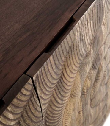 Aparador de madera de mango con relieve texturizado Lorenzo, tirador