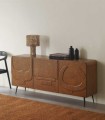 Aparador Silueta Orgánica de Madera de Mango con Relieve Tallado Valcarcel