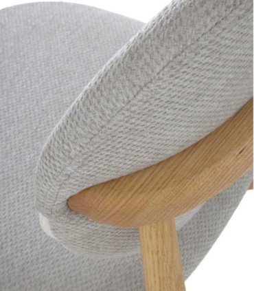 Pack de 4 Sillas de Madera de Roble y Chenilla Luque, detalle respaldo beig