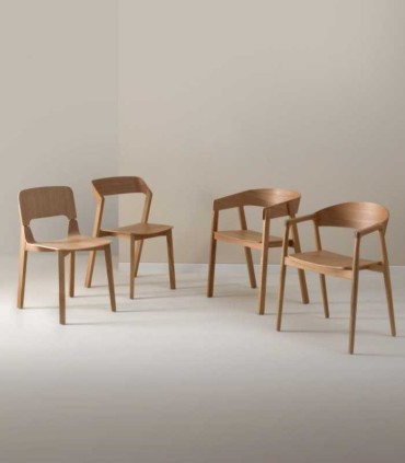 Pack de 4 sillas de comedor de madera de roble natural Nico, conjunto