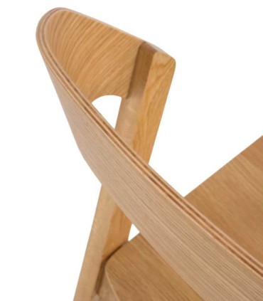 Pack de 4 sillas de comedor de madera de roble Luis, detalle respaldo