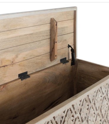Baúl de madera de mango tallado artesanal estilo oriental Moria, abierto lado