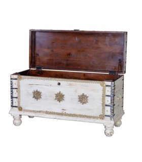 Baúl Indio Artesanal Decorativo Exclusivo Narayan, abierto