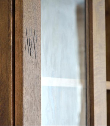 Alacena de Madera de Mango con Puerta Corredera y 4 Cajones Quintana de Ambar Muebles